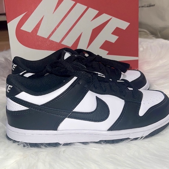 🐼Nike Dunk Low Black and white Pandas 🐼 Women’s 7 - Picture 4 of 11